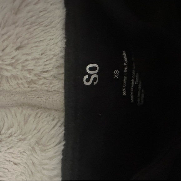 Black biker shorts - Picture 2 of 3